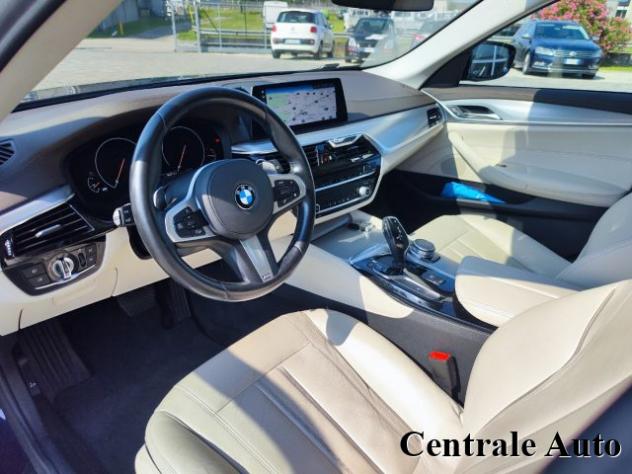 BMW 520 d xDrive Touring Luxury rif. 23786325 - Foto 9