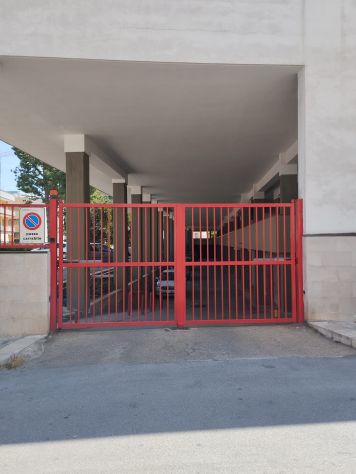 BITRITTO BOX AUTO MQ. 90 IN COMPLESSO RESIDENZIALE