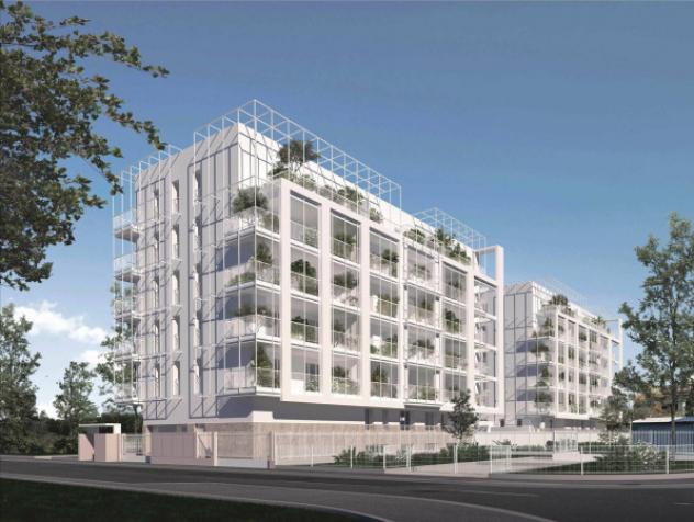 Appartamento di 122 m² con 4 locali e box auto in vendita a Milano