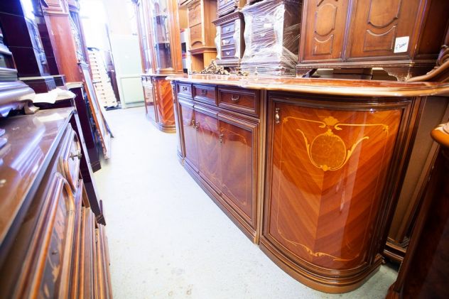 Credenza Vintage Laccato Lucido con Intarsi – 24406
