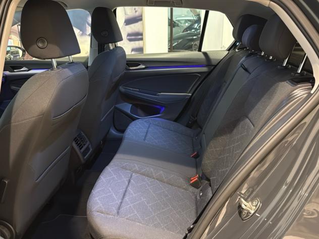 Volkswagen Golf 1.5 TGI DSG Navi Fari LED Adap. Cruise Sensori - Foto 8