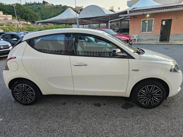 LANCIA Ypsilon 1.0 FireFly 5 porte S&S Hybrid Gold rif. 23887688 - Foto 4
