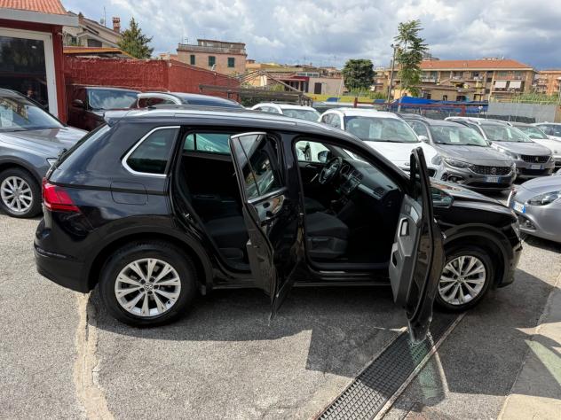 Tiguan 2.0 TDI SCR 4MOTION Executive-unipro-rate- - Foto 10