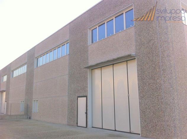 CAPANNONE DI RECENTE COSTRUZIONE IN VENDITA A CAMBIAGO - Foto 9