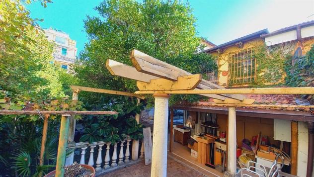 Alassio, porzione di casa con giardino a 30 metri dal mare. - Foto 16