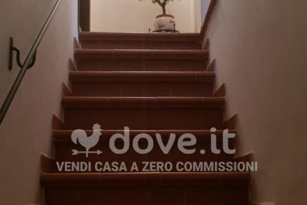 Palazzo / Stabile di 292 m² con più di 5 locali in vendita a Fabro - Foto 8