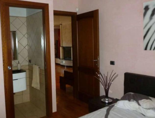Immobile in asta di 205 m² con più di 5 locali e box auto in vendita a Forano - Foto 2