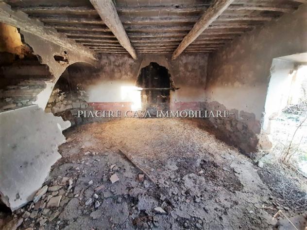 Casale da ristrutturare con 2 ha di uliveto in vendita nel circondario di Orvieto - Foto 6