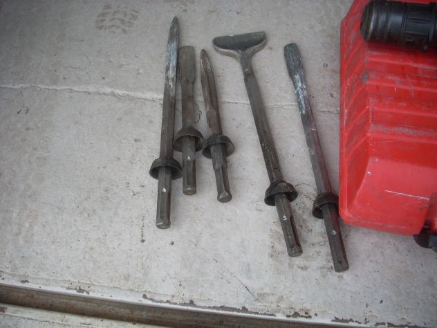 HILTI TE 1000 - AVR martello demolitore usato - Foto 7