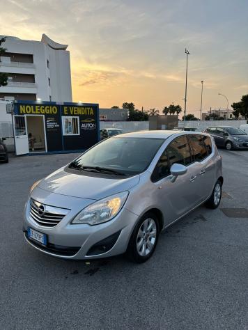 Opel Meriva 1.3 CDTI 95CV ecoFLEX Cosmo - Foto 2
