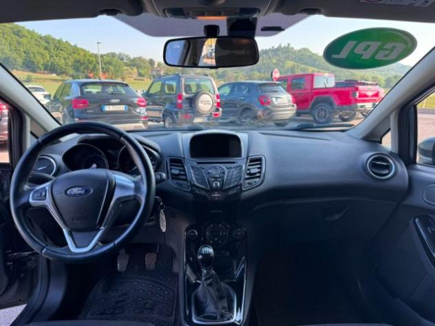 FORD Fiesta 1.4 5 porte GPL DI CASA Titanium OK NEOPATENTATO rif. 24185357 - Foto 10