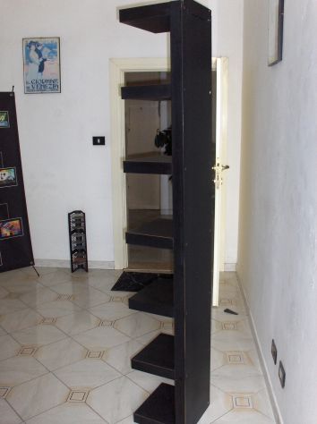Scaffale in Legno a 7 Ripiani Nero. - Foto 8