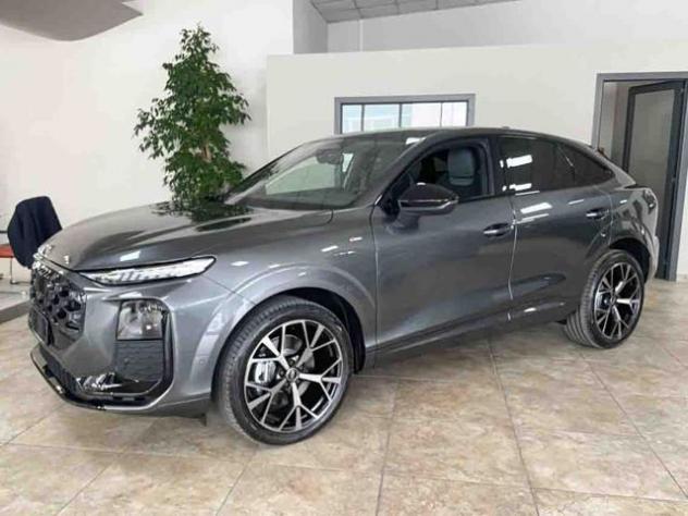 AUDI Q3 Sportback 35 TDI S tronic Black Line Edition rif. 23750046