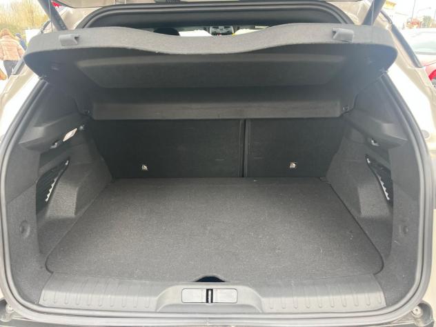 Alfa Romeo Junior Ibrida 1.2 136CV Hybrid eDCT6 ibrida - Foto 10