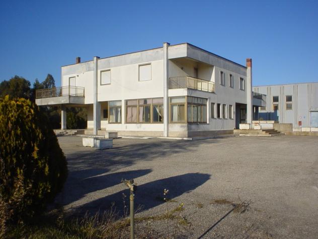 Capannone / Fondo in vendita a Sabaudia - Foto 2