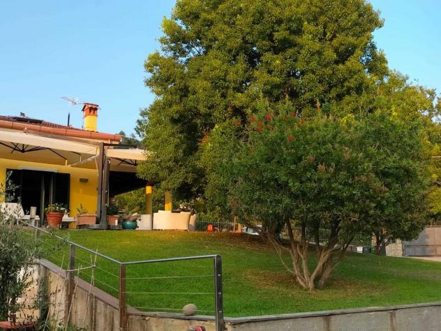 Terratetto in vendita a Castelnuovo Magra 320 mq Rif: 1326984
