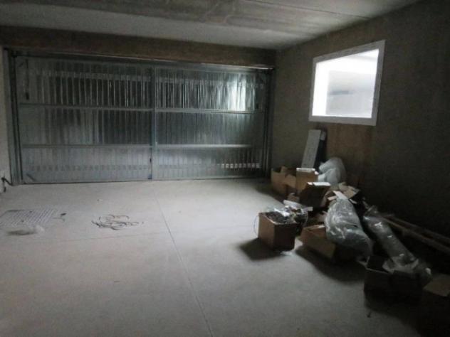 Immobile in asta di 193 m² con più di 5 locali e box auto in vendita a Lavagno - Foto 11