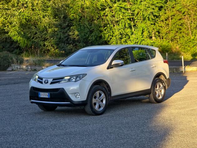 Toyota RAV 4 RAV4 2.0 D-4D 2WD CV-124 E5B Manuale NEO 2013 - Foto 3