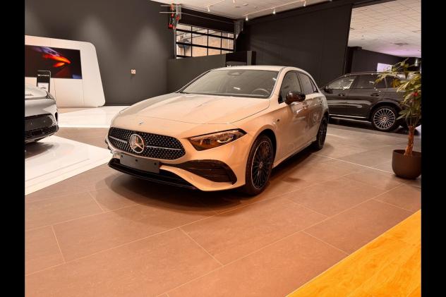 Mercedes-Benz Classe A A 250 e phev Alpine Grey Edition auto - Foto 8