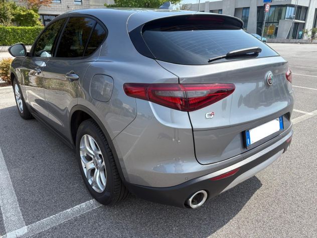 Alfa Romeo Stelvio AT8 Q4 190cv - 2021 - Foto 5