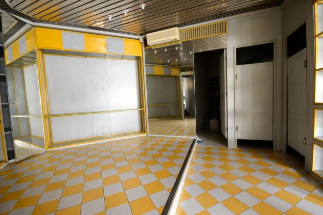 Locale comm.le/Fondo in vendita a Lucca 60 mq Rif: 1037693