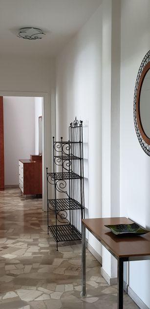 BARANZATE affittasi trilocale completamente ristrutturato arredato con balcone - Foto 7