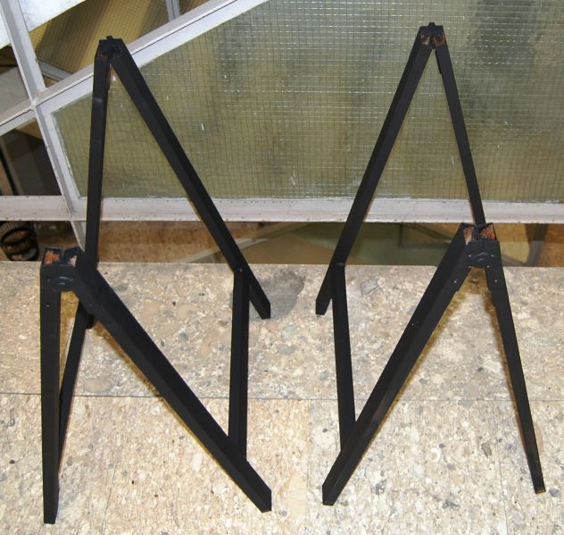 cavalletti in metallo richiudibili h70 x 47,5 - Foto 6