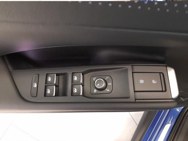 Volkswagen T-Roc 1.5 eTSI 110kW ACT R-Line DSG - Foto 9