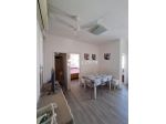 APPARTAMENTO di 5 vani e di 90 mq (JESOLO) rif. NIG13