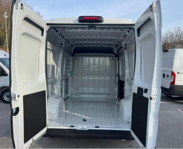 Peugeot e-Boxer BOXER FURGONE 333 L2 H2 2.2 BLUEHDI 140CV S&S - Foto 9
