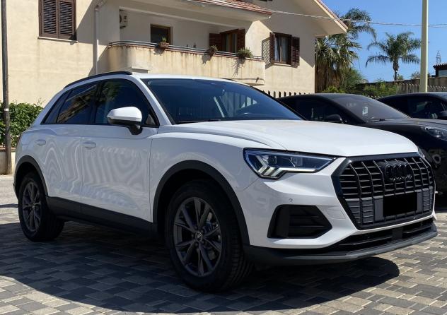Audi Q3 Business 2.0 TDI 150CV 35 - Foto 3