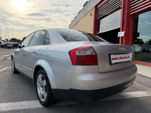 Audi A4 Berlina 2.5 V6 tdi quattro 180cv tiptronic - Foto 5