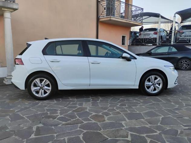 VOLKSWAGEN Golf 2.0 TDI 115 CV SCR Life rif. 23257725 - Foto 2