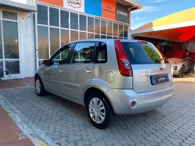 Ford Fiesta ADATTA A NEOPATENTATI 1.2 16V 5p. - Foto 4