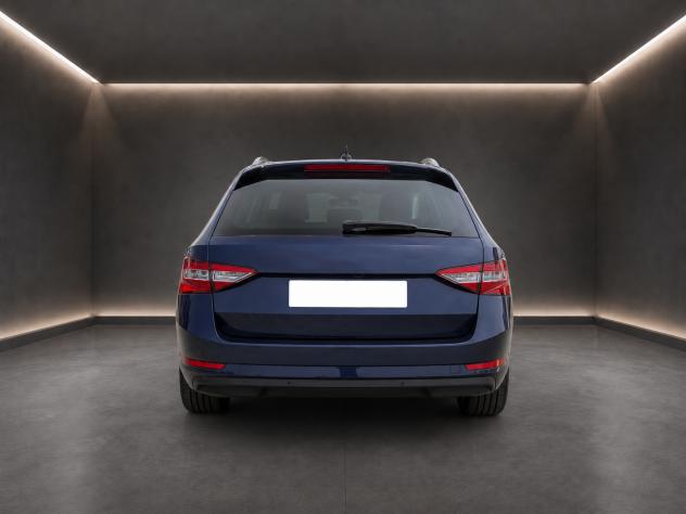 Škoda Superb Wagon 2.0 TDI EVO Executive 200 CV DSG - Foto 4
