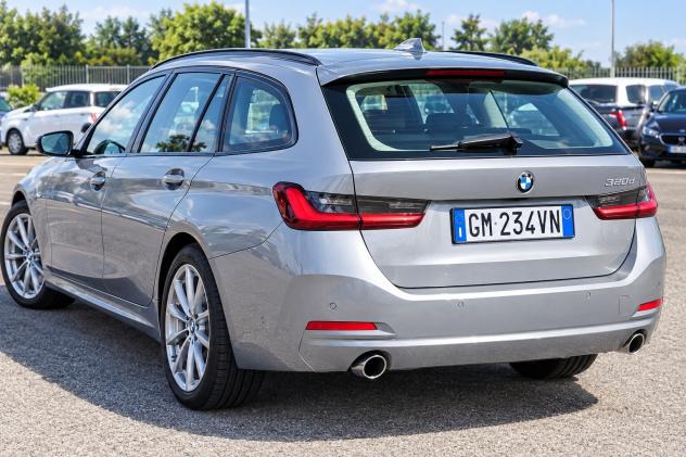Bmw 318 318d 48V Touring "in arrivo" - Foto 2