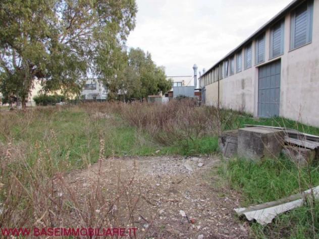 Commerciale in vendita a Rosignano Marittimo