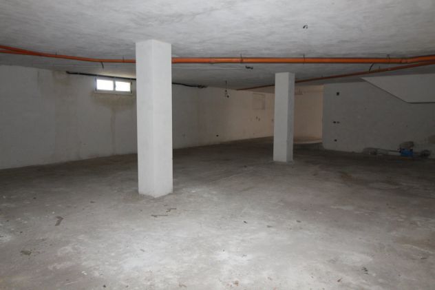 VENDITA APPARTAMENTO CON GARAGE VIA VITO SANTORO VILLA CASTELLI - Foto 9