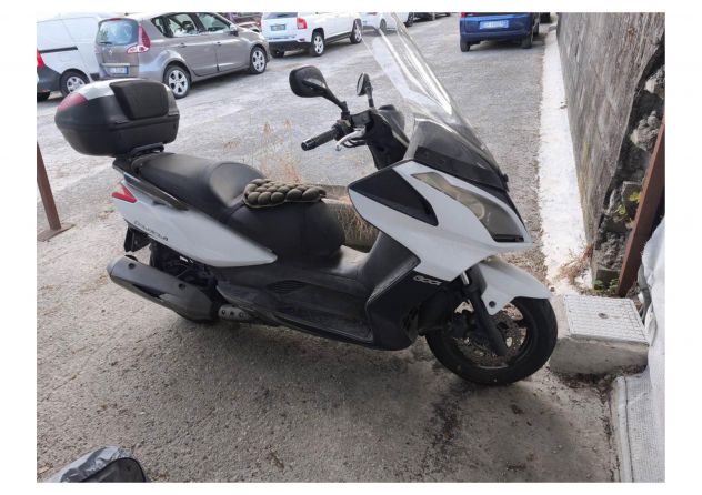 Kymco downtown 300