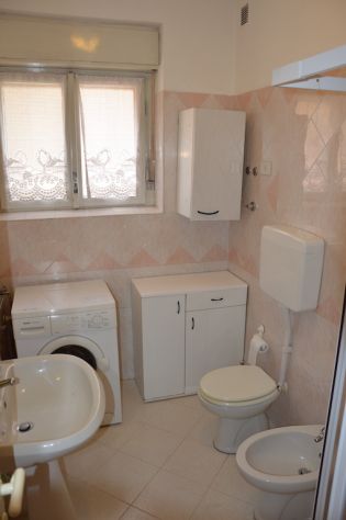 stanza singola studentesse 380 €/mese UTENZE COMPRESE - Foto 4