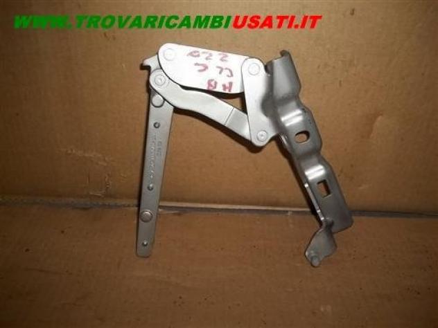 CERNIERA D.COFANO ANT. MERCEDES Classe C  Carrozzeria  Lamierati esterni  Cofano  Cerniera cofano  MERCEDES - Classe C 4 porte / SW - 01-04-2004 - 01-