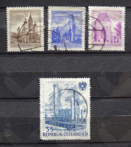 AUSTRIA 1945-1987 Lotto di 23 francobolli - Foto 2