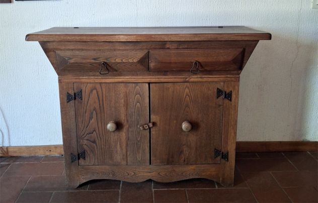 Pregiati Arredi Artigianali in Legno Massello in Stile Rustico. - Foto 10