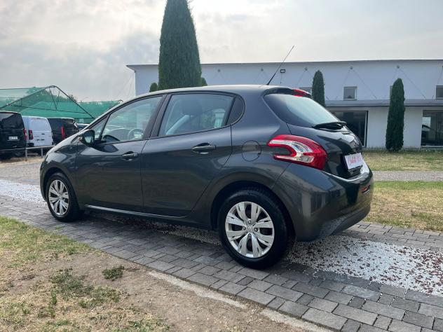 Peugeot 208 1.2 PureTech 82cv Active - Foto 2