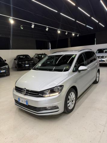 Touran 1.6 TDI DSG Comfortline BlueMotion Technology-Neopatentati