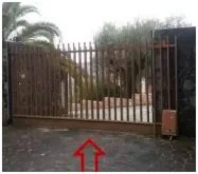 Immobile in asta di 1413 m² con più di 5 locali e box auto in vendita a Broccostella - Foto 3