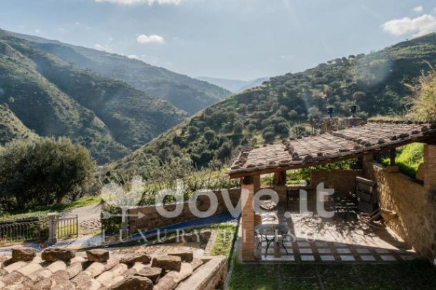 Rustico / Casale di 500 m² con 5 locali in vendita a Reitano - Foto 4