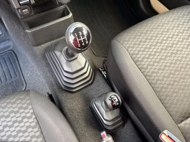 Suzuki Jimny Jimny 1.5 5MT PRO (N1) - Foto 8