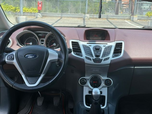 FORD FIESTA 6A SERIE anno 2010 gpl - Foto 7