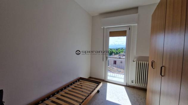 ALLE PORTE DEL CENTRO STORICO: Vendita attico a fano alle porte del centro storico
proponiamo appartamento di circa 120 mq al quarto piano, servito da - Foto 13